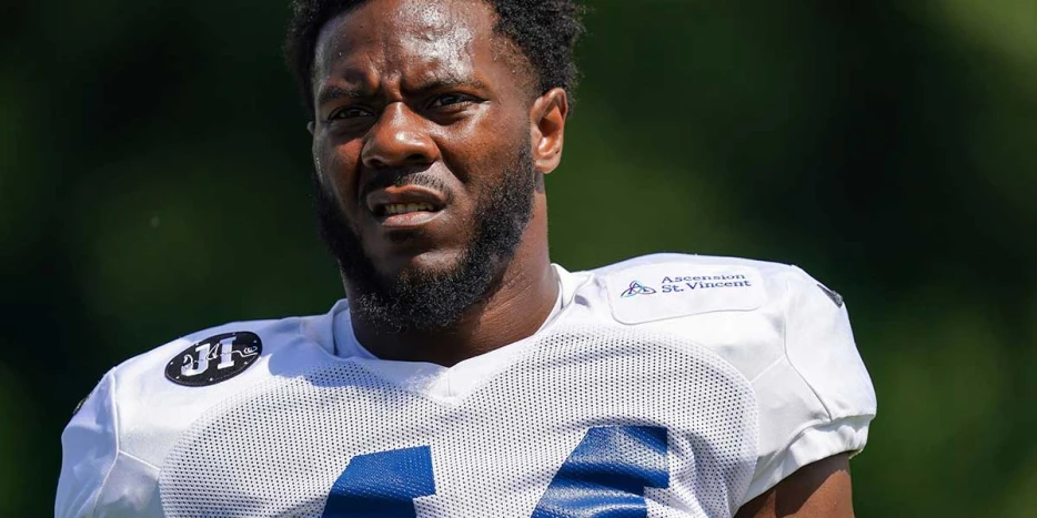 Colts’ Zaire Franklin drops backhanded compliment after Cam Ward’s 1st NFL TD