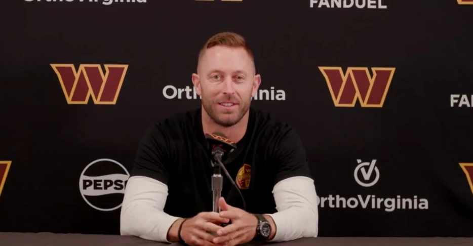 Commanders offensive coordinator Kliff Kingsbury: “We feel like we have two starters [at QB], which his rare”