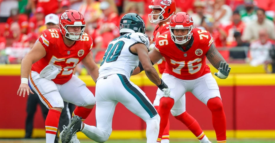 Creed Humphrey happy with progress from Josh Simmons and Kingsley Suamataia