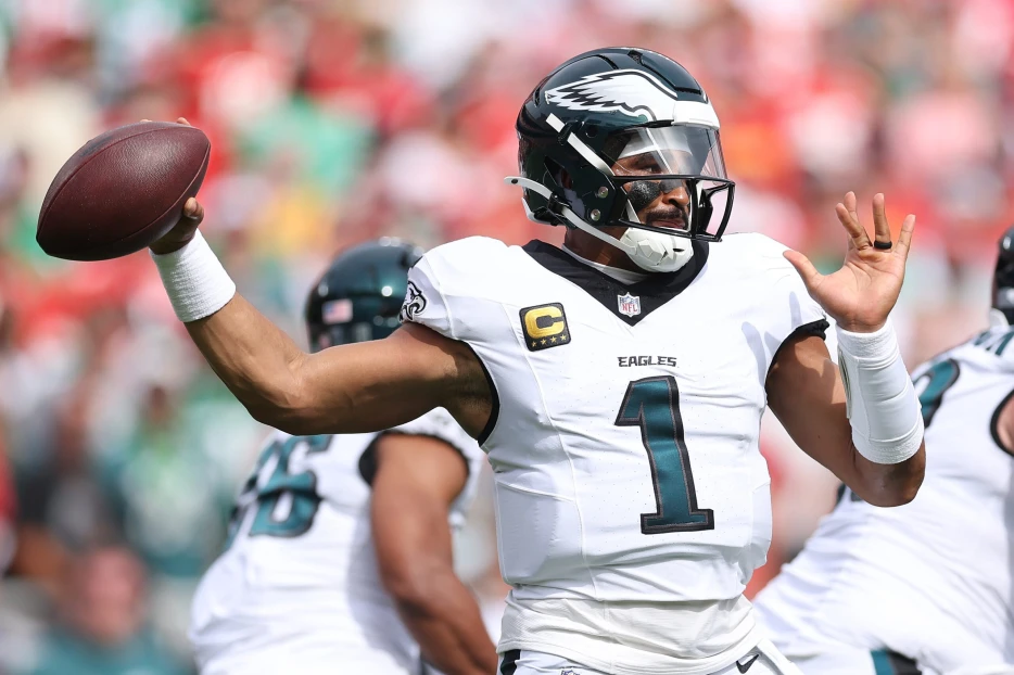 Jalen Hurts Reveals Thoughts On Slow Start For Eagles’ Passing Game