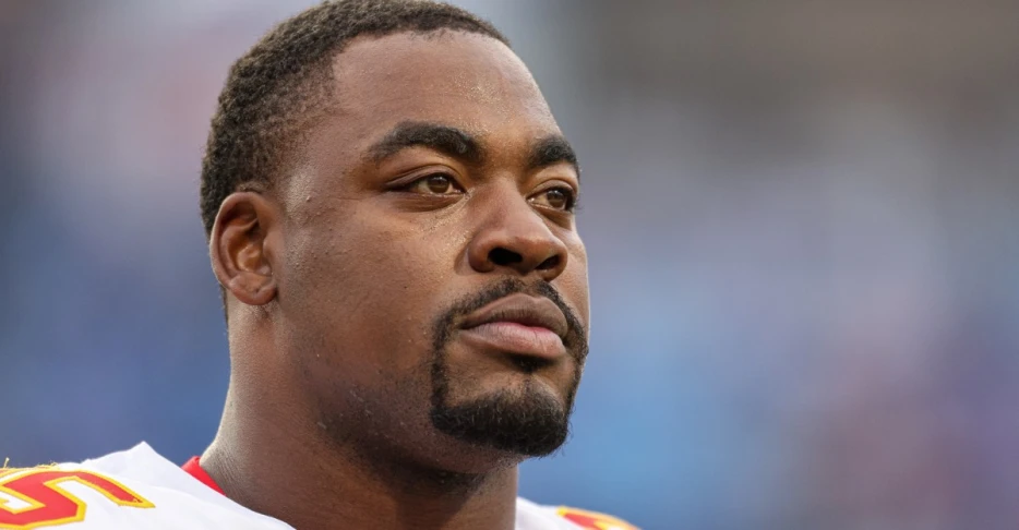Arrowheadlines: Chris Jones denies complaining about ‘Tush Push’