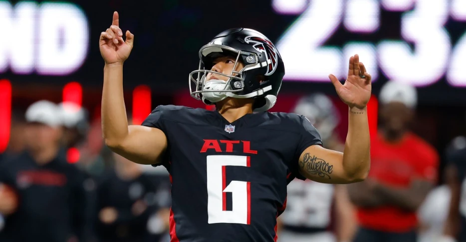 Falcons part ways with longtime kicker Younghoe Koo
