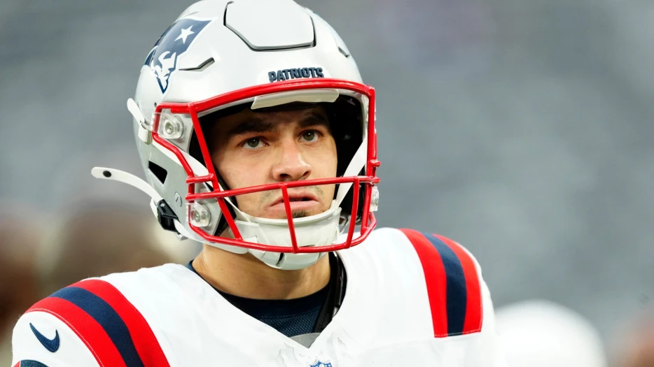 NFL Team Signs Recent Patriots Release, Cuts Pro Bowler