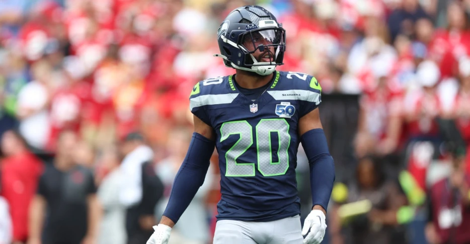 Seahawks-Saints injury report: Julian Love, Zach Charbonnet among 4 doubtful to play
