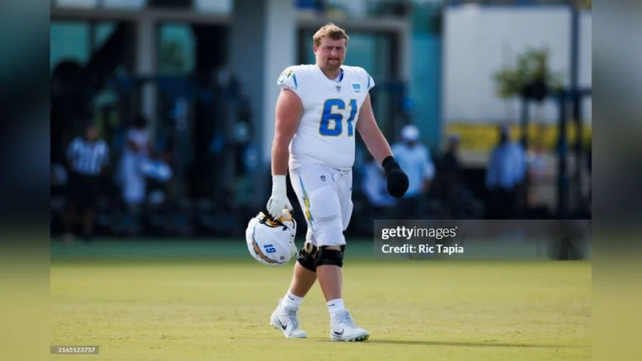 Steelers Try Out Five Offensive Linemen Following Max Scharping’s Injury