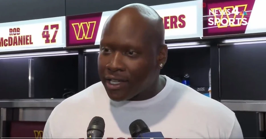 All aTwitter: 20-Sep-25 – Laremy Tunsil on Josh Conerly: “He goes out there &amp; plays his ass off…he’s gonna be a great player”