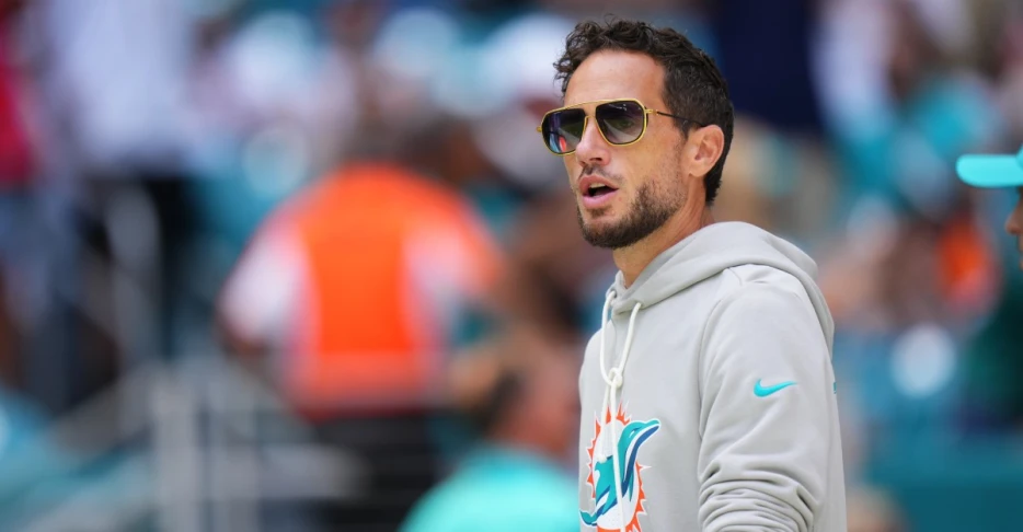 Mike McDaniel safe for now – The Splash Zone 9/20/25