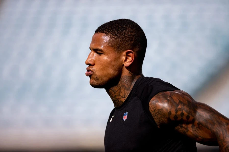 Report: Dolphins Star Tight End on Track for MNF Comeback
