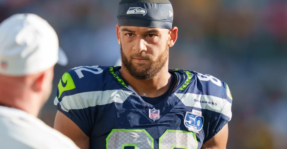 With an ailing secondary, Seahawks open up roster spot by releasing Cody White
