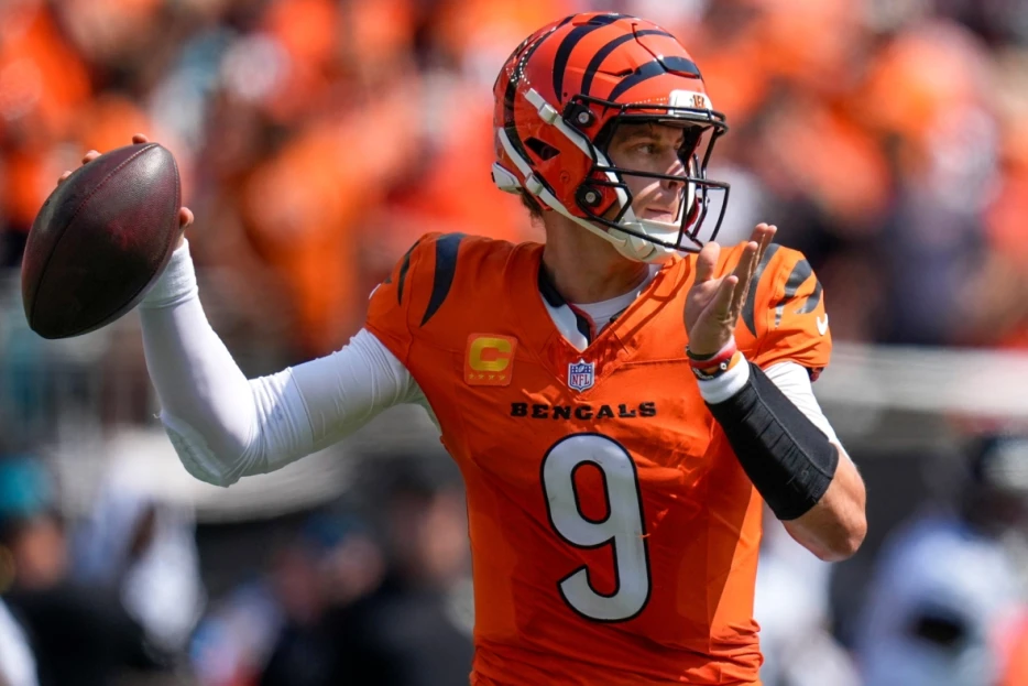 Joe Burrow Injury Return Latest: Bengals Get Grim Update Following Surgery