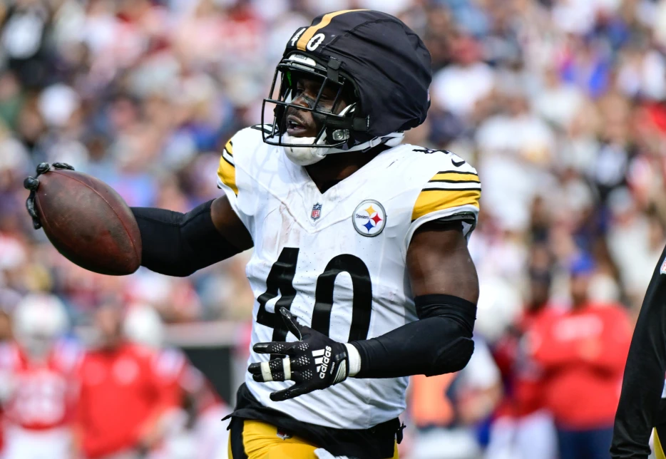 Kiss Him Goodbye: Steelers’ Jabrill Peppers Gets Back At Patriots