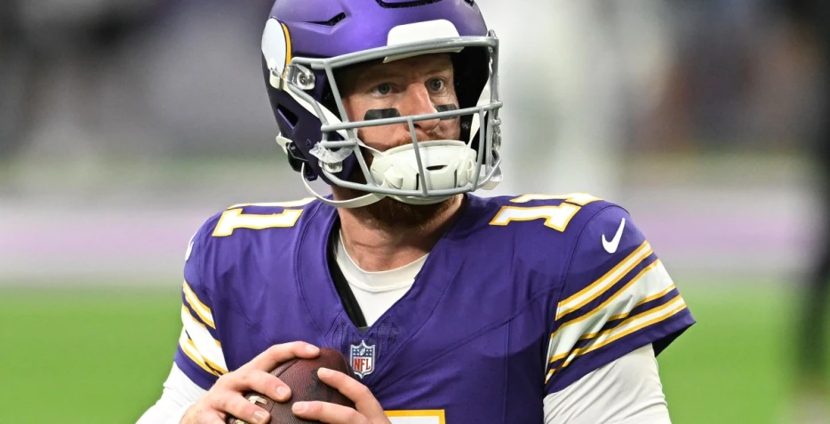 McCarthy Injured, Wentz Starts vs Bengals: Vikings QB Crisis Possible?