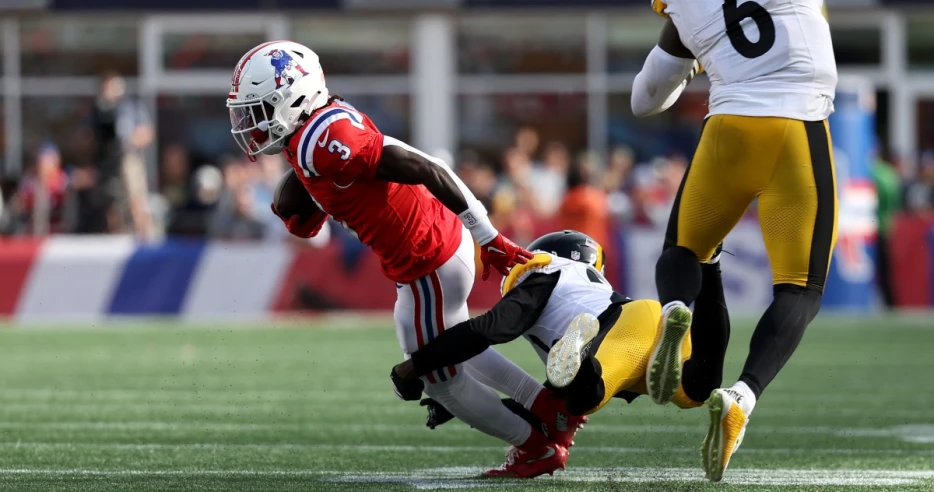 Patriots WR DeMario Douglas identifies what went wrong on critical fourth down against Steelers