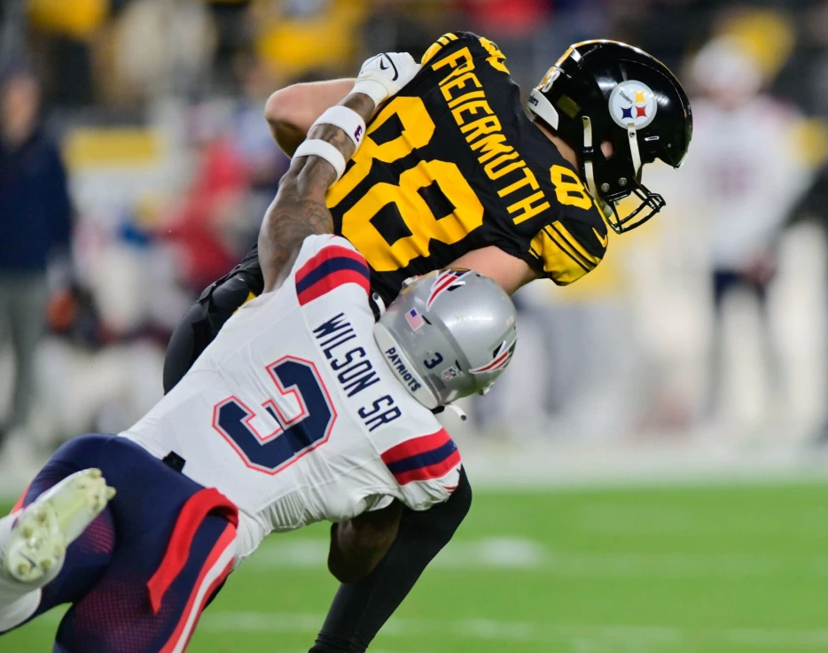 Steelers at Patriots Gameday: Injury Updates, Depth Charts, TV Info, Betting Lines, More