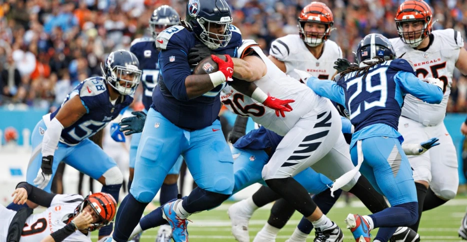 Titans place T’Vondre Sweat on IR