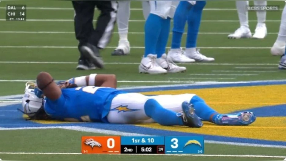 Watch: Former Steelers RB Najee Harris Suffers Apparent Severe Achilles Injury