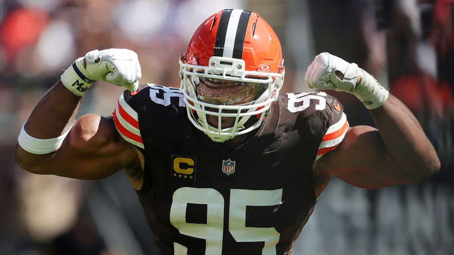 Browns’ Myles Garrett called his shot at halftime vs. Packers