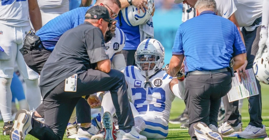 Colts CB Kenny Moore II to reportedly miss multiple weeks