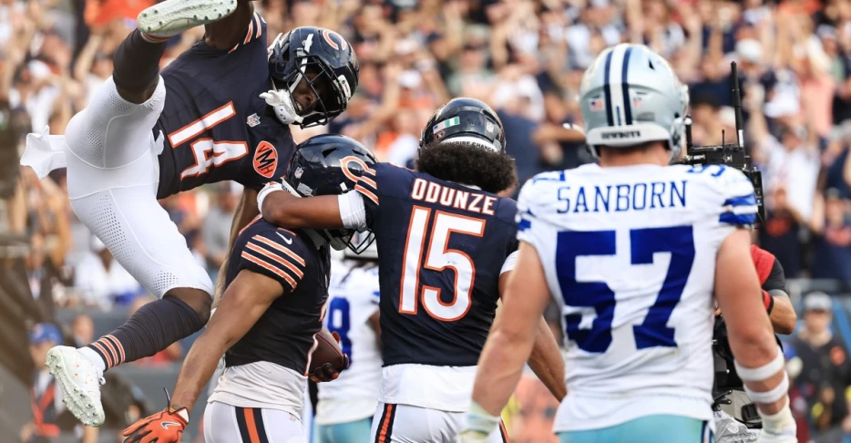Cowboys become “get right” opponent for Bears 1st win, Eberflus’ defense is shredded