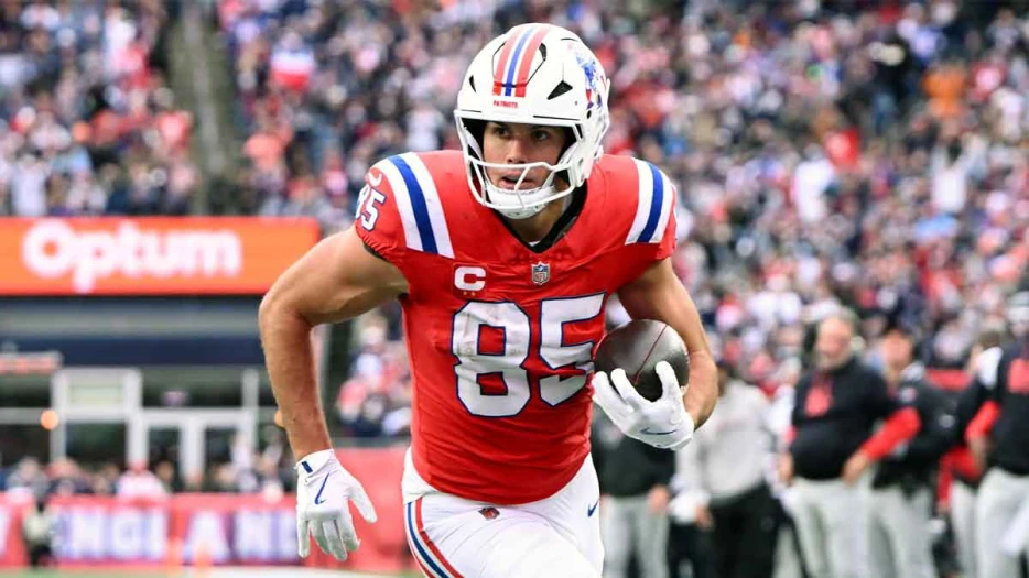 Hunter Henry feeling ‘sore’ after injury scare during 2-TD game