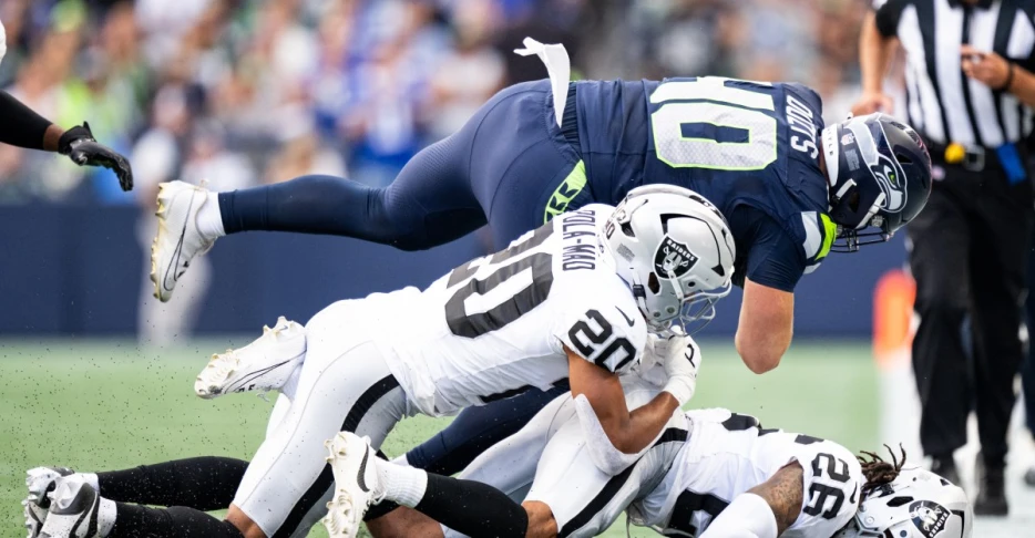 Injury Update: Robbie Ouzts and Josh Jones dealing with ankle injuries