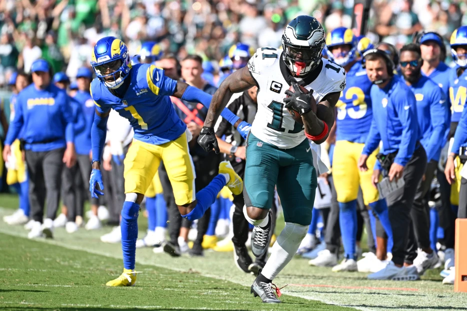 Rams Linebacker Missed Eagles Game Apparently Because of Food Poisoning From a Philly Cheesesteak