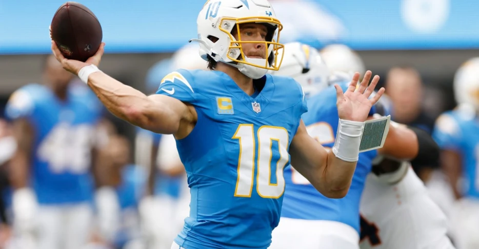 Silver Minings: AFC West Recap-Chargers stay on top of the divison
