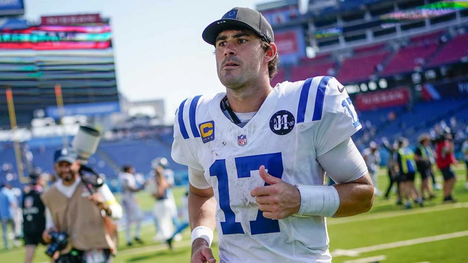 Check out Daniel Jones’ childhood room that still has Eli, Peyton Manning Fatheads