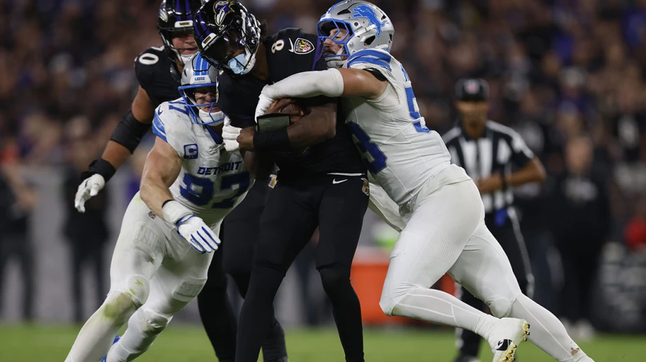 Fans in shambles after MNF loss drops Ravens to 1-2