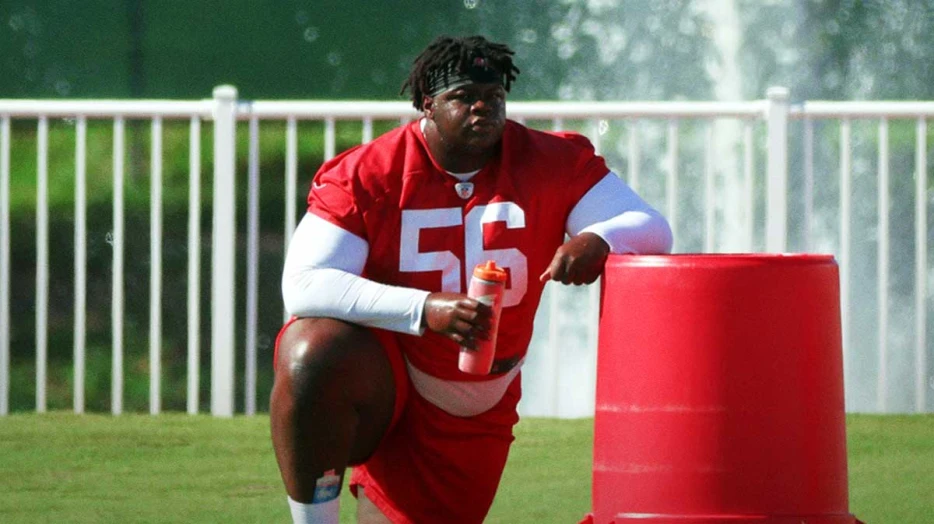 Buccaneers not activating 464-pound rookie Desmond Watson for Week 4