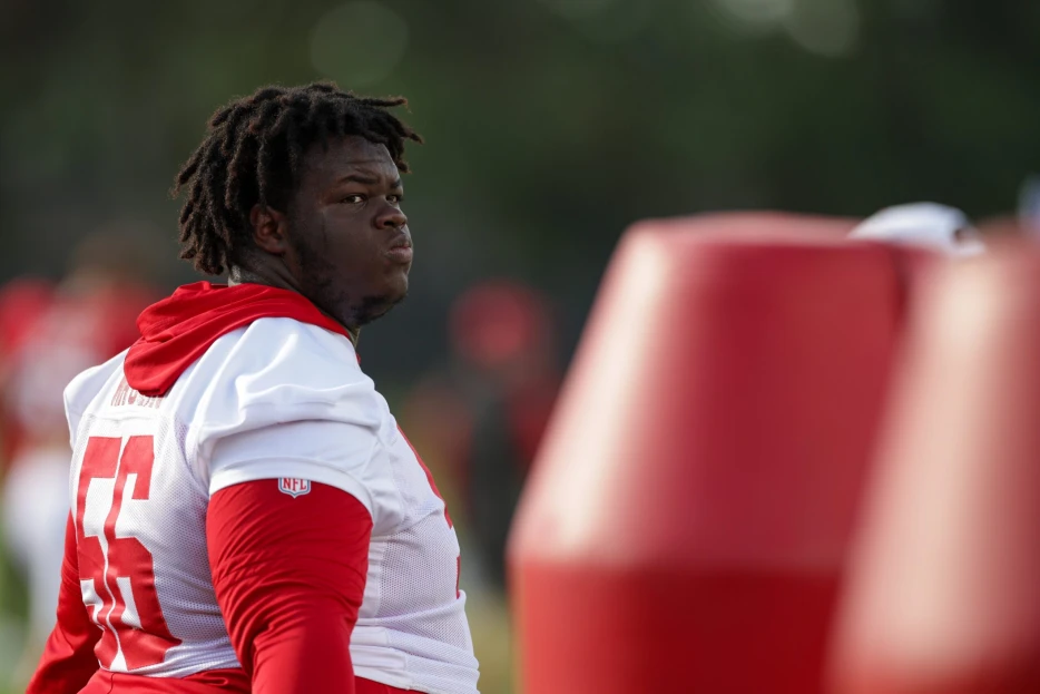Buccaneers Won’t Elevate DT Desmond Watson To Defend ‘Tush Push’ In Week 4