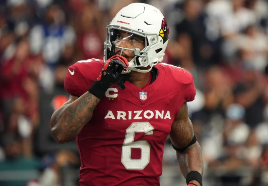 Cardinals RB James Conner Out For Season