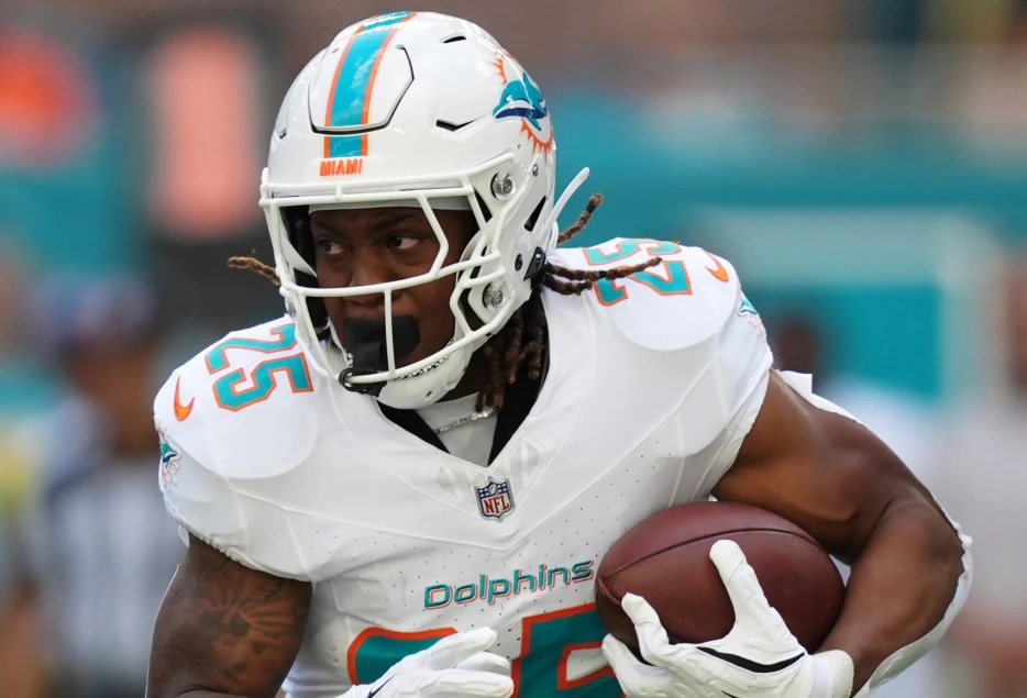 Chiefs Linked To Trade for 2024 Draft Prospect ‘Who Had a Lot of Fans’