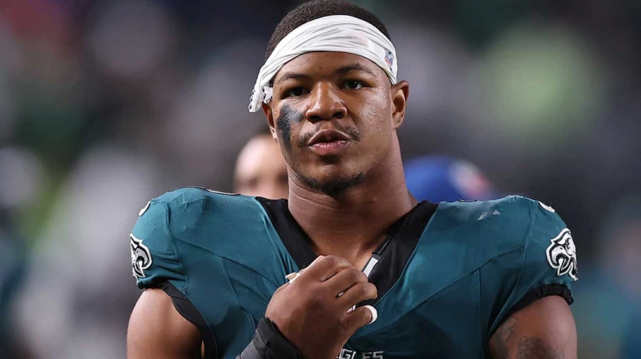 Eagles’ Nolan Smith surprisingly lands on IR amid flurry of moves