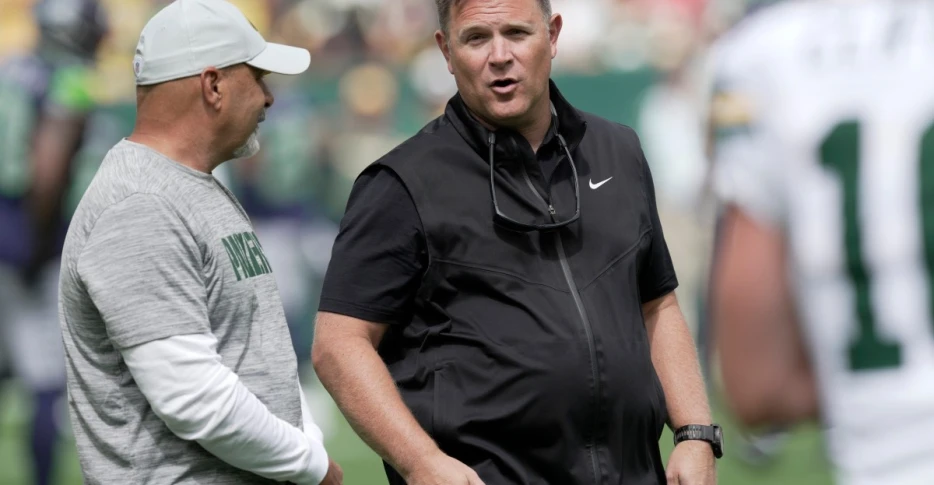 Executives rank Packers 4th-best front office in the NFL
