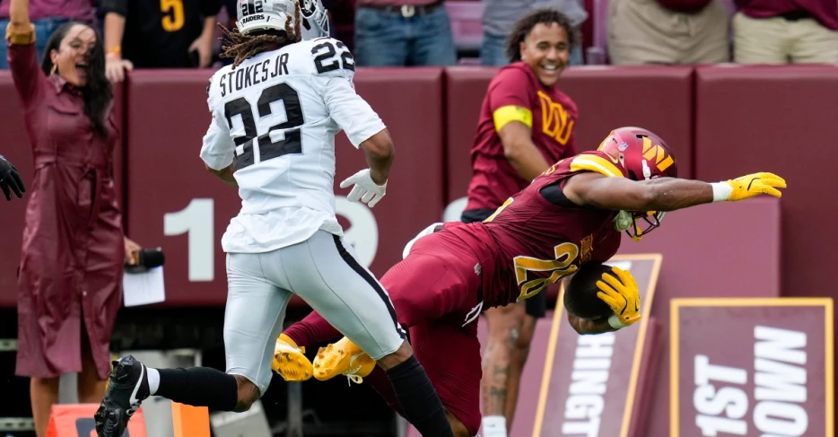 How Raiders’ run defense broke down against Commanders