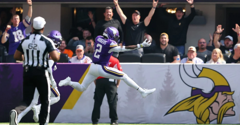 Isaiah Rodgers Named NFC Defensive Player of the Week