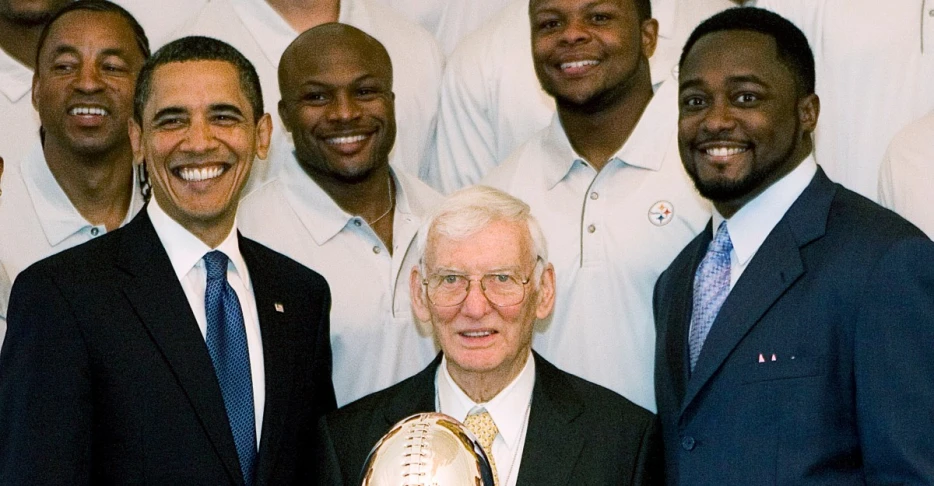 Mike Tomlin shows appreciation for Dan Rooney before historic Ireland game