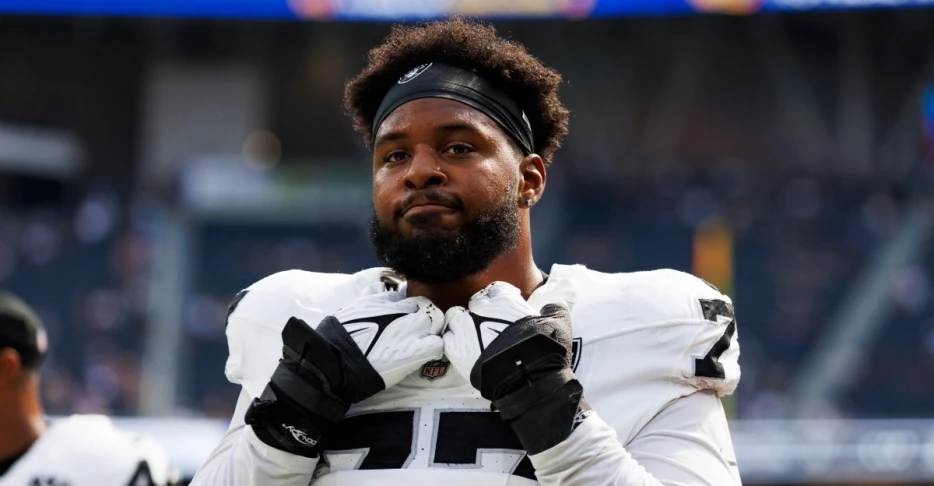 Patriots practice squad loses offensive tackle to Browns’ 53-man roster