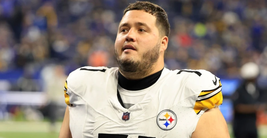 Steelers try out retired offensive lineman after season-ending injury to guard