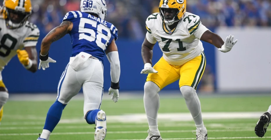 Anthony Belton misses Thursday practice with ankle injury