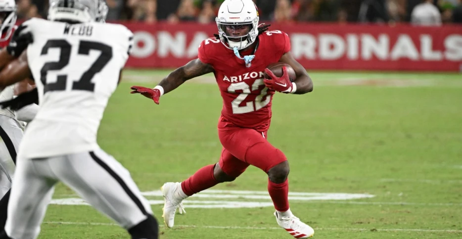 Arizona Cardinals elevate Michael Carter and Anthony Goodlow to active roster