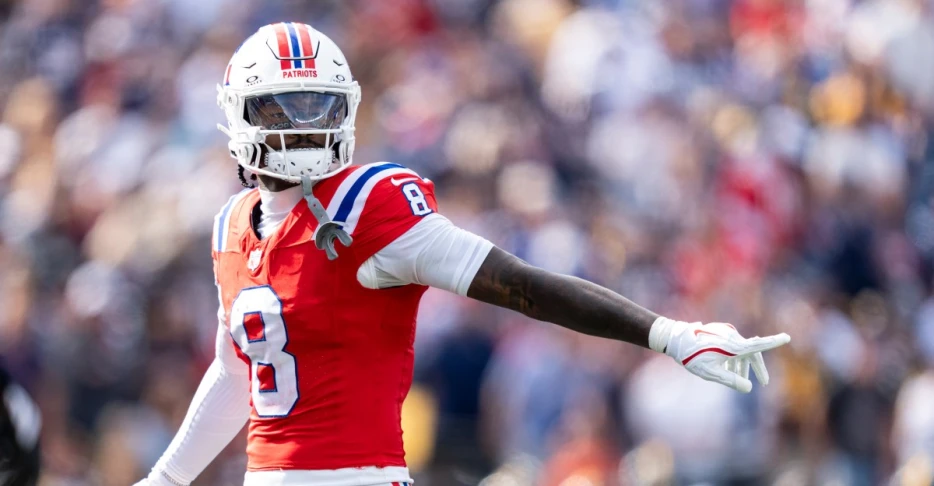 Stefon Diggs buying into team-first role in Patriots’ offense