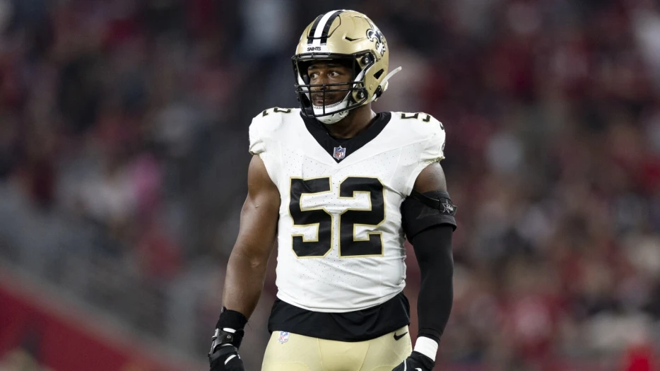 Bears add LB D'Marco Jackson, DB Jaylon Jones as waiver claims