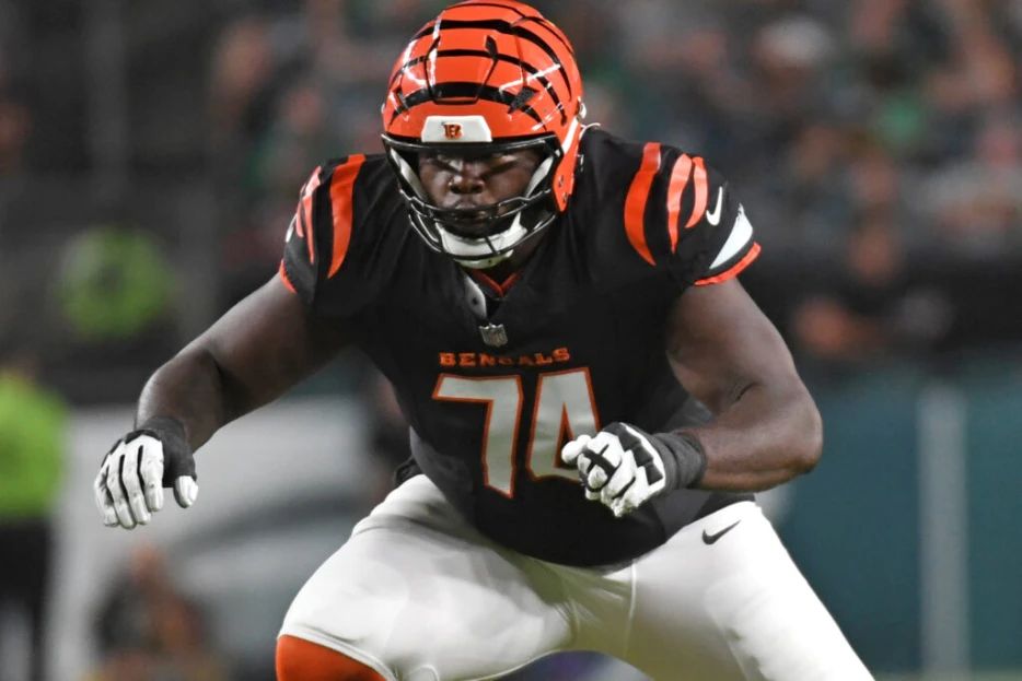 Bengals Considering RG Switch