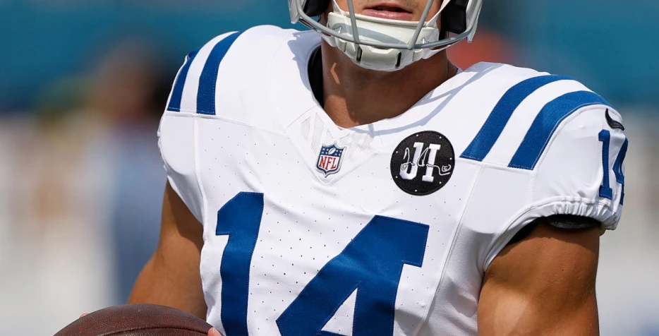 Colts rule out key starter against Rams