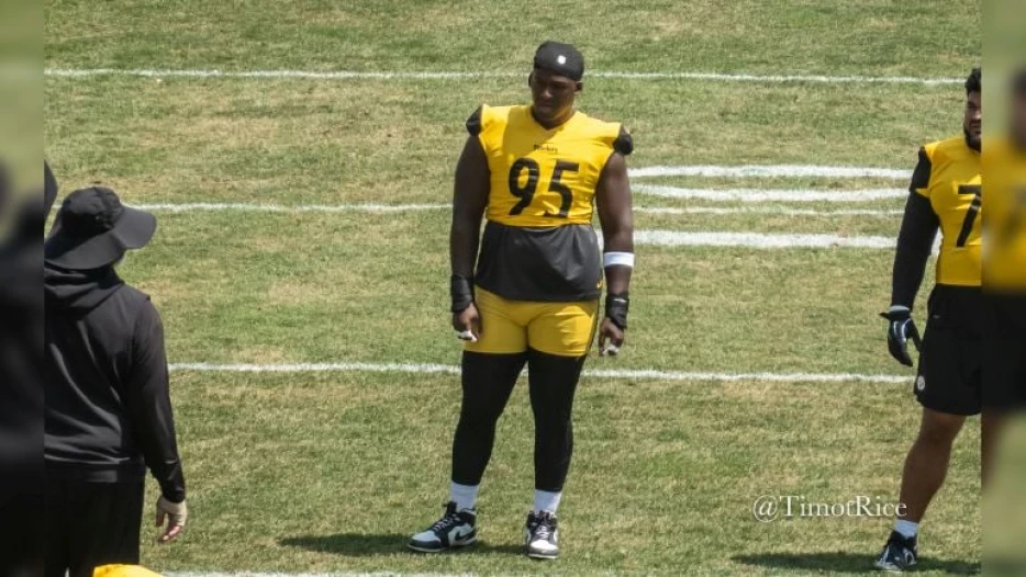 When It Comes To Keeanu Benton, We’re Asking The Wrong Question