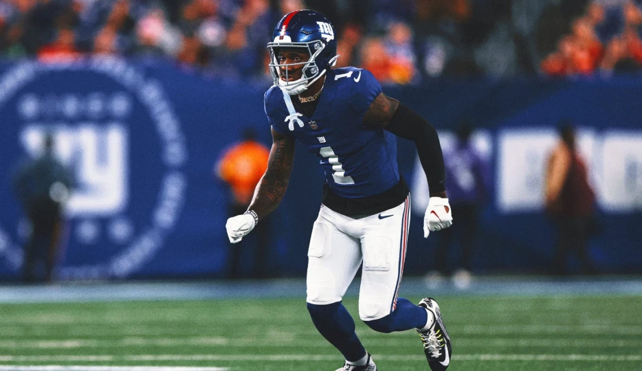 Giants Star WR Malik Nabers Carted Off vs. Chargers With Apparent Knee Injury