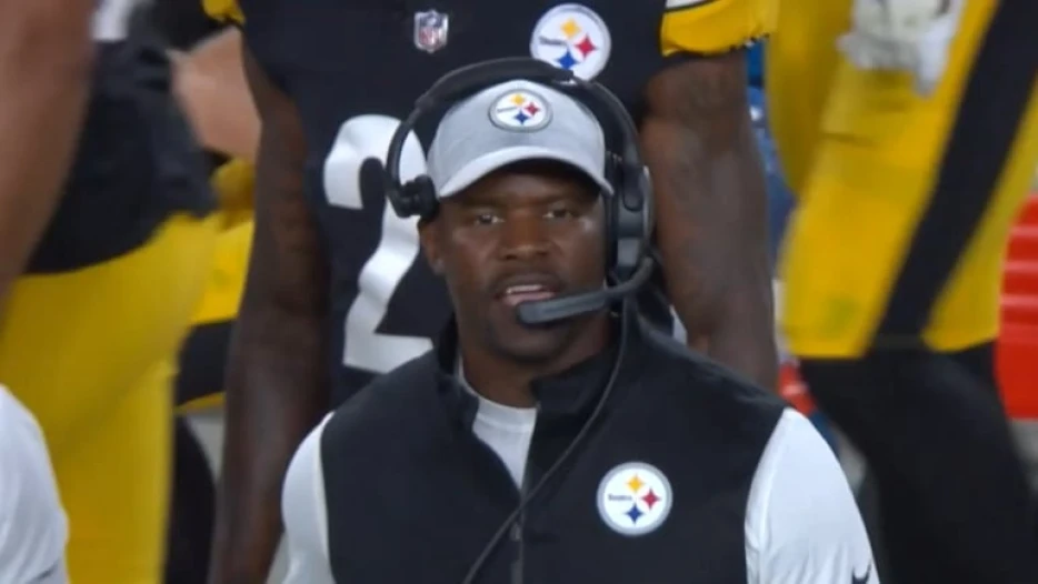 Mike Tomlin Says Brian Flores ‘Learned That Turnover Culture’ During His Time With Steelers