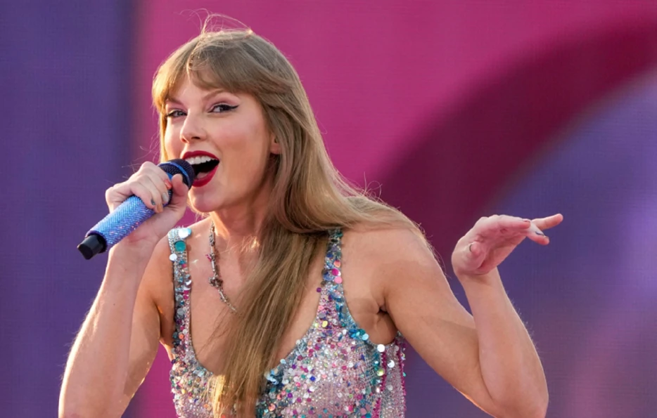 Taylor Swift Reportedly Turned Down Super Bowl Halftime Show Because She Refused To Do It For Free